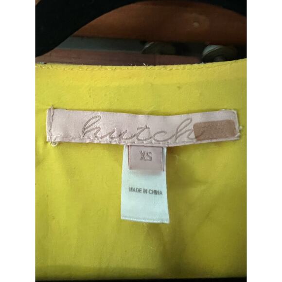 Hutch Women's Yellow Leaf Print Tie-Front Crop Blouse Short Sleeve Tropical XS - Picture 4 of 10